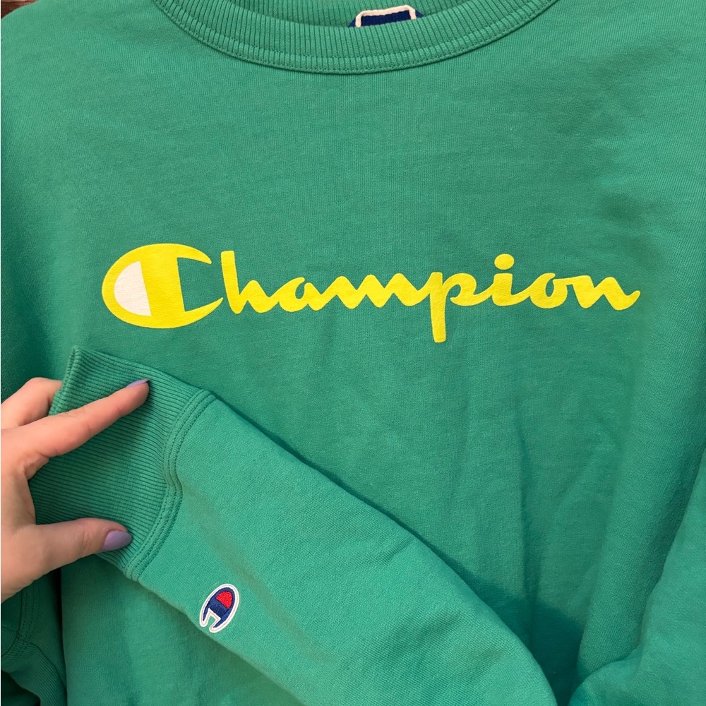 Champion Green Sweatshirt